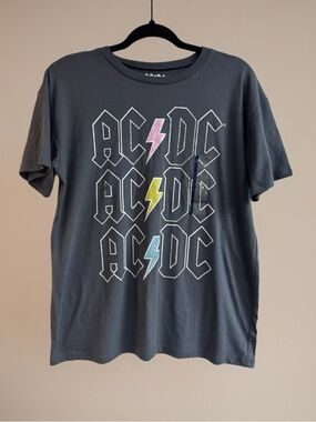 AC/DC Charcoal Tee with Pink, Yellow & Light Blue Lightning Bolts women’s Large